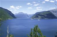 The blue Hardangerfjord. Photo by Gaby Bohle/Innovation Norway