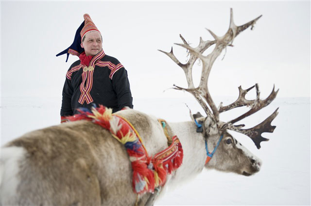 Reindeer herder in Norway by Terje Rakke, Visit Norway