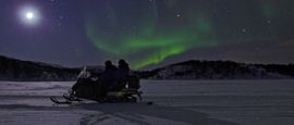 Snow mobile safari. Photo Kirkenes Snow Hotel